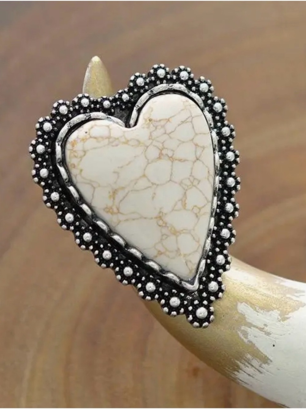 Western Statement Adjustable
White Heart Ring